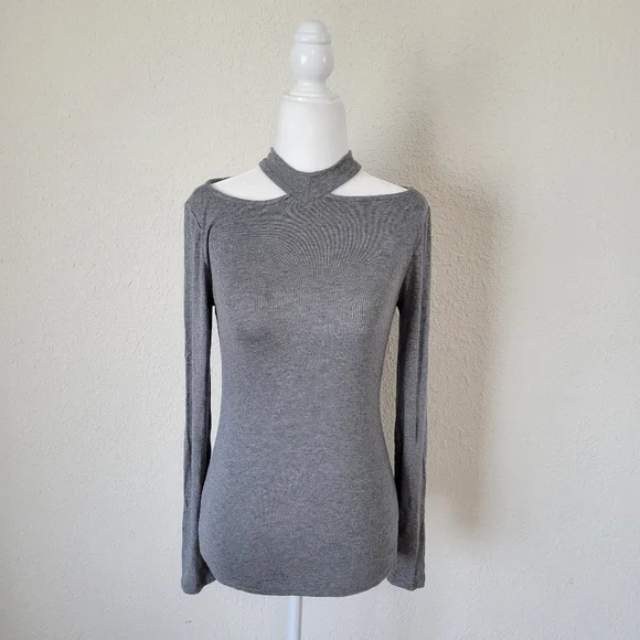 NWT Guess Dayana Knit Blouse - X-Small - Picture 1 of 6